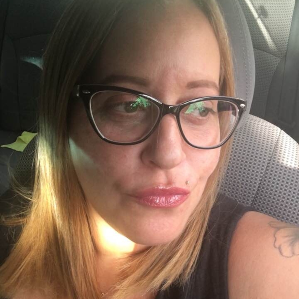 Meet your Posher, Denise